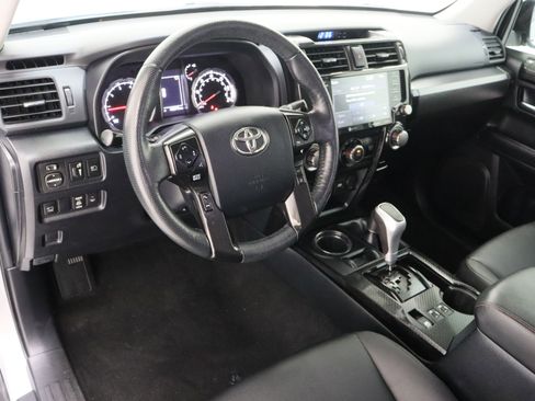 Certified 2024 Toyota 4Runner TRD Off-Road Premium w/ Off Road Premium Plus Package AWD/4WD image 13