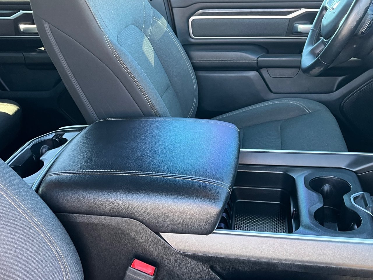 Used 2019 RAM 1500 Big Horn AWD/4WD image 10