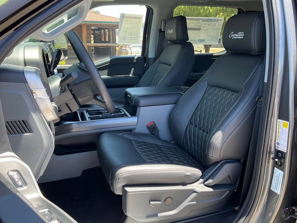 New 2026 Ford F250 XLT w/ XLT Premium Package AWD/4WD image 51