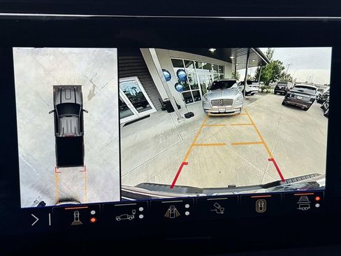 Used 2025 GMC Sierra 2500 AT4X AWD/4WD image 30