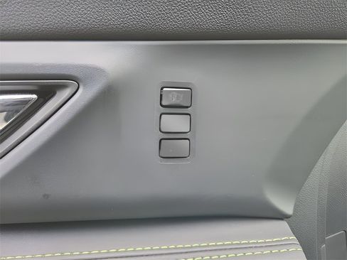 Used 2023 Subaru Ascent Onyx Edition Limited image 12