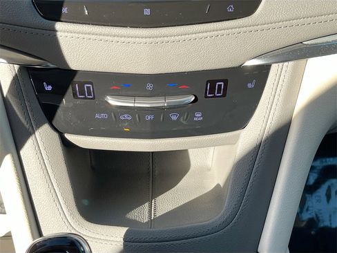 Used 2020 Cadillac XT5 Premium Luxury w/ LPO, Floor Liner Package image 16