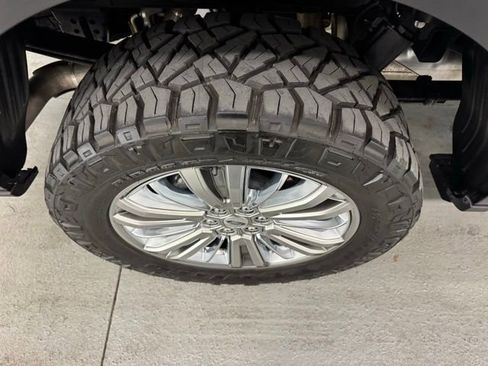 Used 2024 Ford F150 Platinum w/ Equipment Group 703A Plus image 5