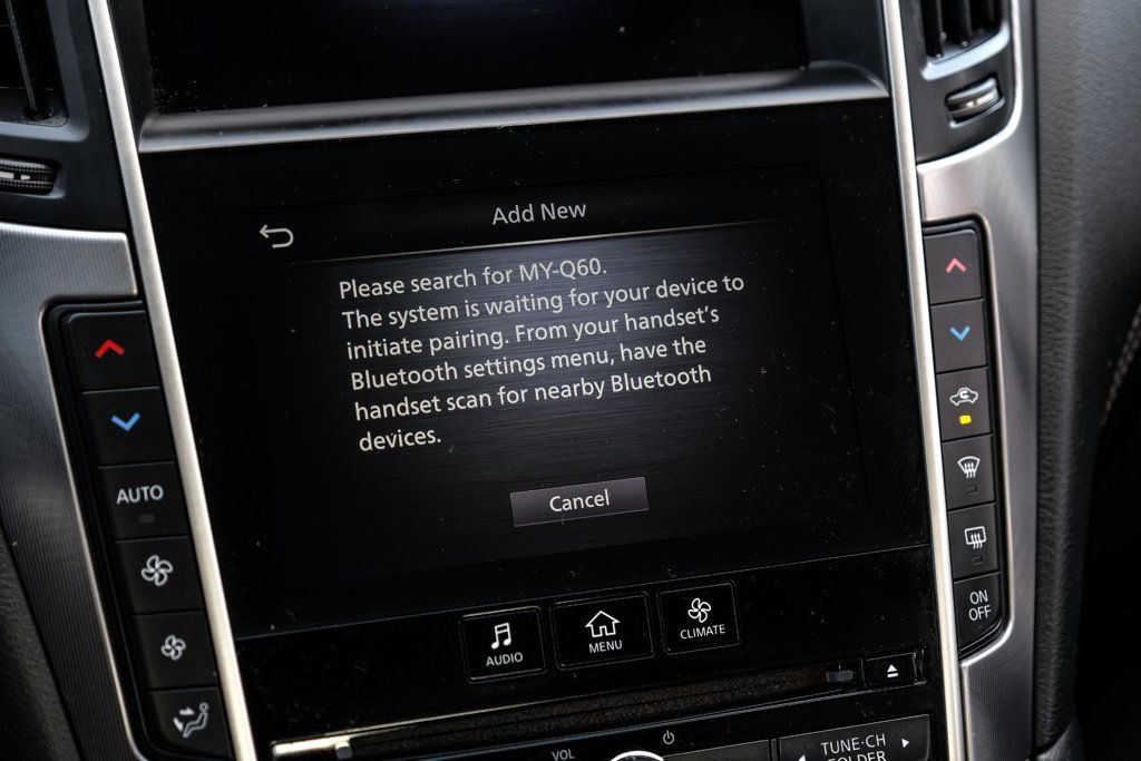 Used 2020 INFINITI Q60 3.0t Luxe AWD/4WD image 32