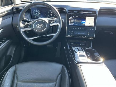 Used 2023 Hyundai Tucson Limited image 14