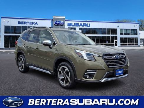Used 2023 Subaru Forester Touring AWD/4WD image 1