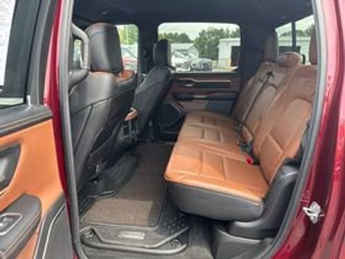 Used 2022 RAM 1500 Limited w/ Body Color Bumper Group AWD/4WD image 10