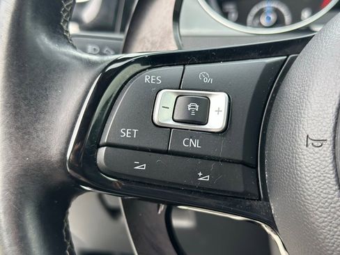 Used 2016 Volkswagen Golf 4-Door AWD/4WD image 30