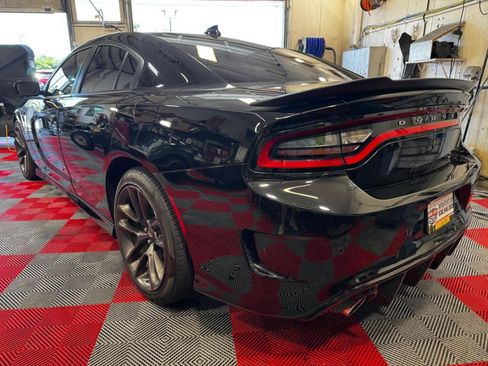 Used 2021 Dodge Charger Scat Pack w/ Plus Group RWD image 5