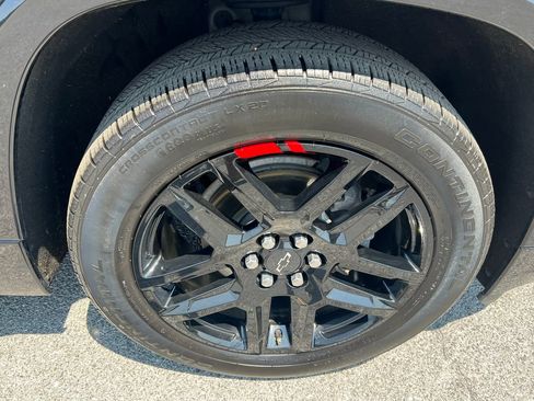 Used 2024 Chevrolet Traverse Premier w/ Redline Edition image 15