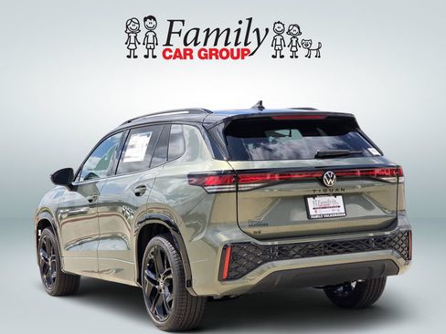 New 2026 Volkswagen Tiguan SE R-Line FWD image 3