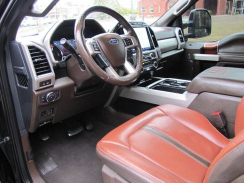 Used 2022 Ford F350 King Ranch w/ King Ranch Ultimate Package image 13