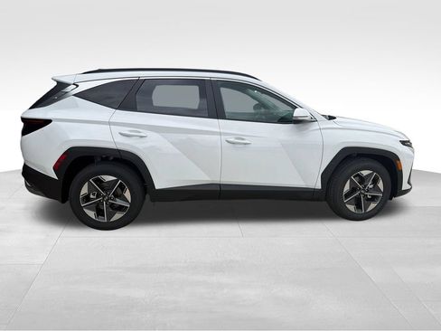 New 2026 Hyundai Tucson SEL FWD image 8