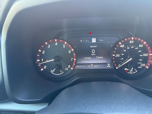 Used 2021 Nissan Titan PRO-4X w/ Pro-4x Convenience Package image 19