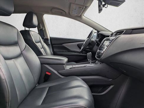 Used 2023 Nissan Murano SV image 16