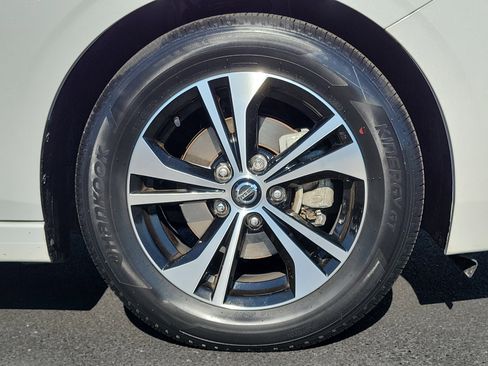 Certified 2022 Nissan Sentra SV w/ All-Weather Package image 5