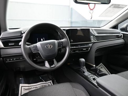 Used 2026 Toyota Camry LE FWD image 34