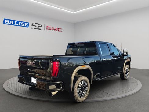 New 2025 GMC Sierra 2500 Denali w/ Denali Reserve Package image 7