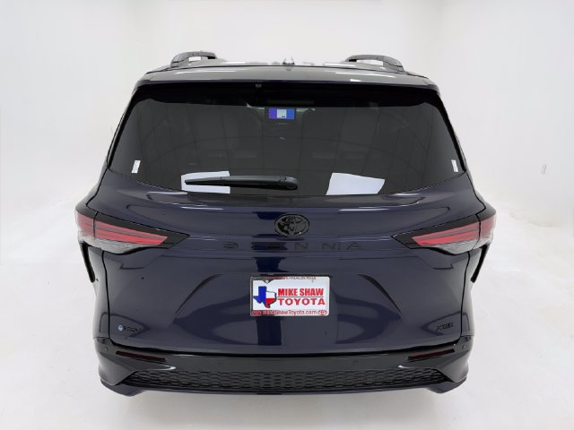 New 2026 Toyota Sienna XSE FWD image 39
