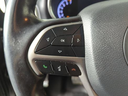 Used 2021 Jeep Grand Cherokee Laredo X RWD image 27