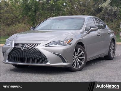 Used 2019 Lexus ES 350 w/ Premium Package