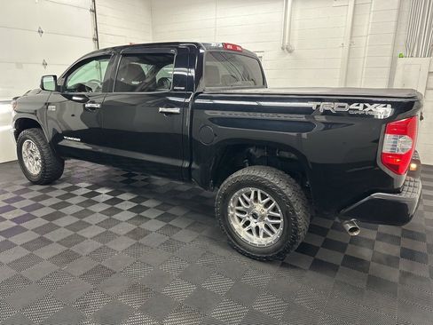 Used 2018 Toyota Tundra Limited w/ Limited Premium Package image 6