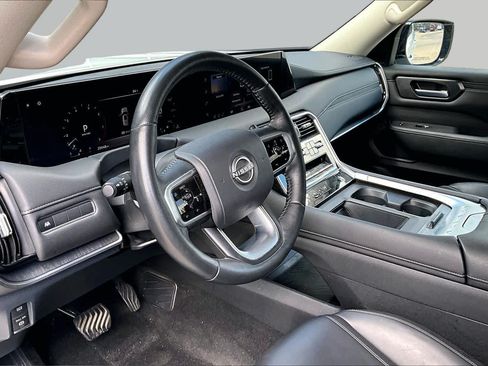 Certified 2026 Nissan Armada SV AWD/4WD image 18