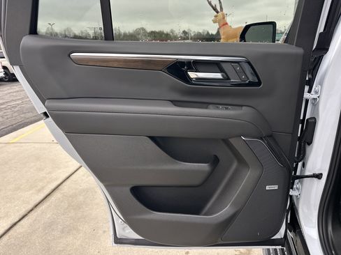 New 2026 Chevrolet Tahoe High Country image 23