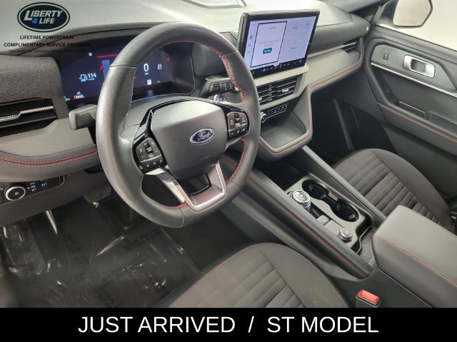 Used 2026 Ford Explorer ST-Line AWD/4WD image 12