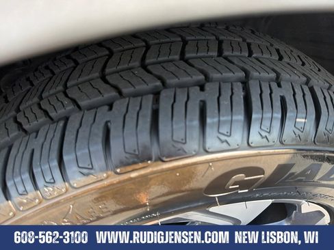 Used 2017 Honda CR-V EX image 27