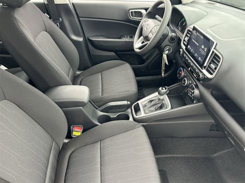 New 2026 Hyundai Venue SE image 11