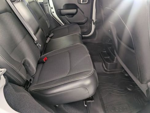Used 2020 Jeep Wrangler Unlimited Sport AWD/4WD image 28