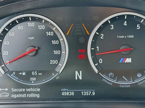 Used 2017 BMW X5 M AWD/4WD image 12