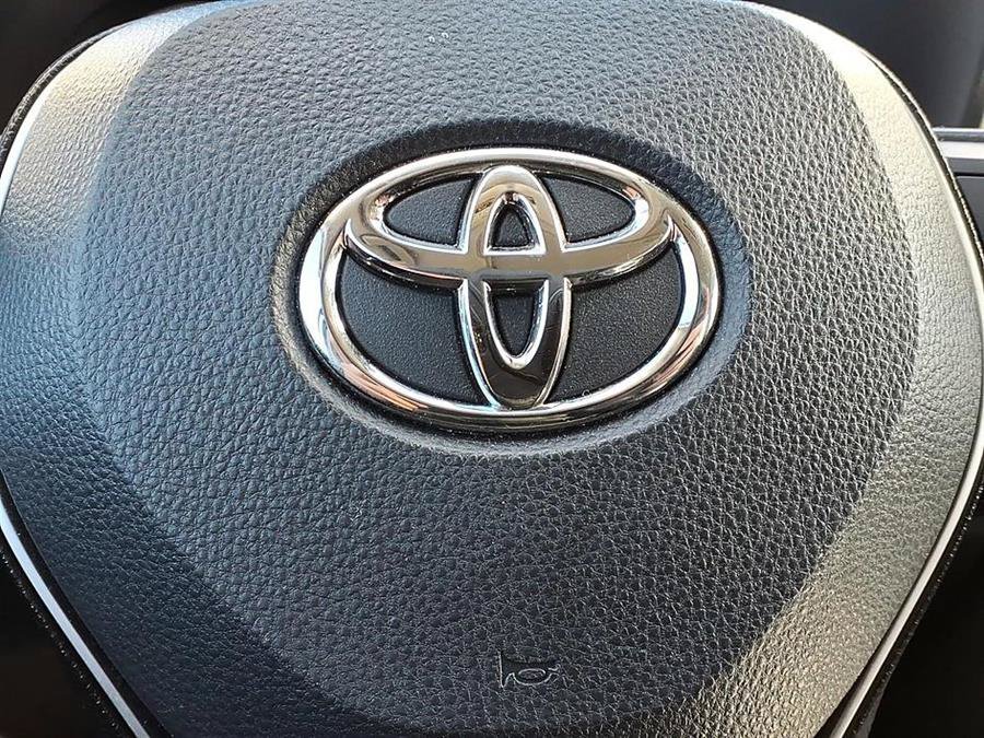 Used 2021 Toyota RAV4 XLE w/ Convenience Package AWD/4WD image 26