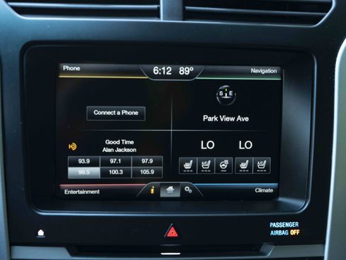 Used 2014 Ford Explorer Limited w/ Equipment Group 302A FWD image 29