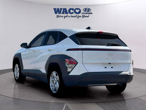 Used 2026 Hyundai Kona SE image 5