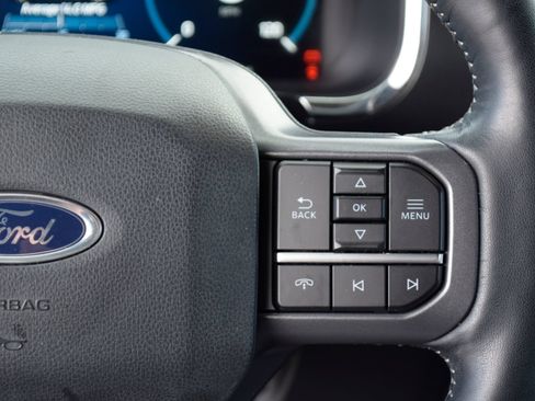 Used 2023 Ford F150 Lariat AWD/4WD image 7