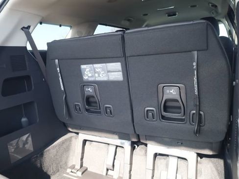 New 2026 Kia Carnival EX image 24