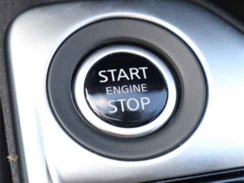 New 2025 Nissan Sentra SR w/ SR Premium Package image 16