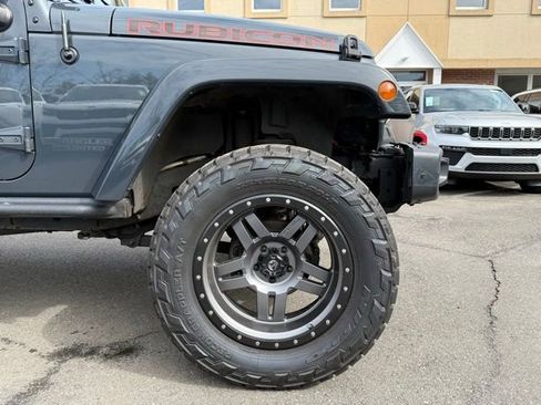 Certified 2016 Jeep Wrangler Unlimited Rubicon AWD/4WD image 16