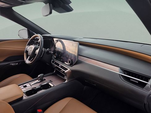 Used 2024 Lexus RX 350 Premium w/ Accessory Package (Z1) image 23