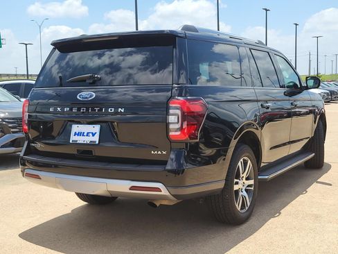 Used 2023 Ford Expedition Max Limited AWD/4WD image 4