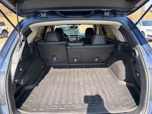 Used 2019 Subaru Outback 2.5i Limited w/ Popular Package #2 image 10