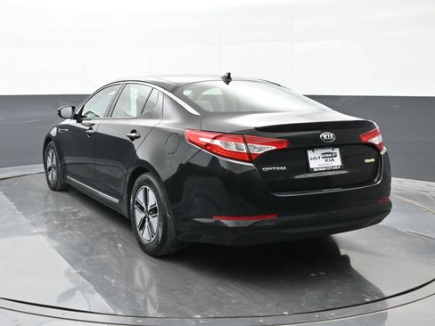 Used 2013 Kia Optima LX w/ Hybrid Convenience Pkg FWD image 2