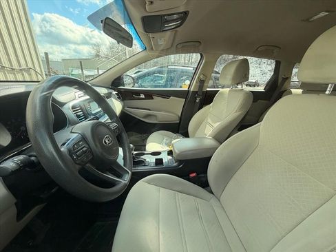 Used 2017 Kia Sorento LX image 23