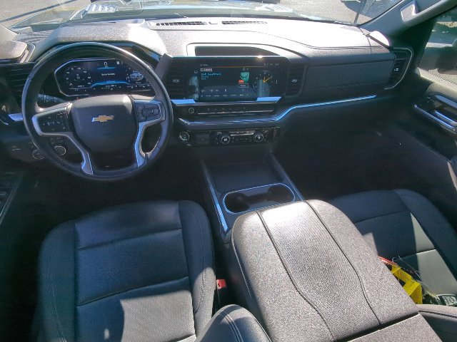 Used 2024 Chevrolet Silverado 2500 LTZ w/ LTZ Convenience Package AWD/4WD image 17