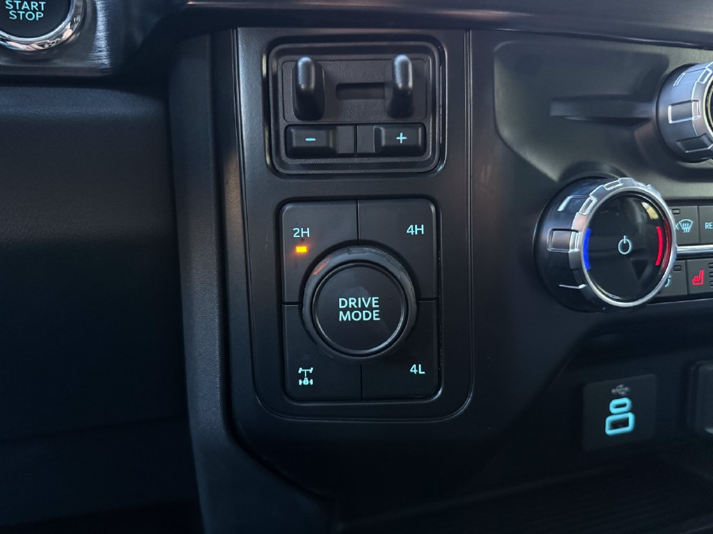 Used 2026 Ford F250 Lariat AWD/4WD image 29