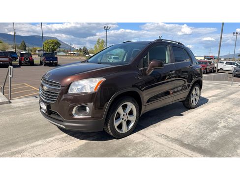 Used 2016 Chevrolet Trax LTZ AWD/4WD image 3