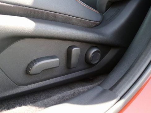 Used 2025 Subaru Crosstrek 2.5i Limited w/ Crosstrek Mirror Package image 26