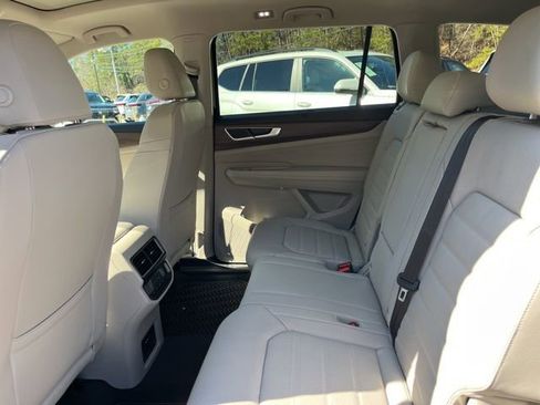 New 2026 Volkswagen Atlas SEL image 12